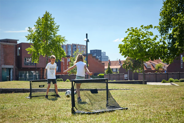 Tegen wie speel jij?