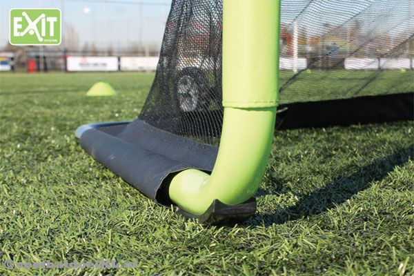 Het metalen frame is gegalvaniseerd en gepoedercoat.