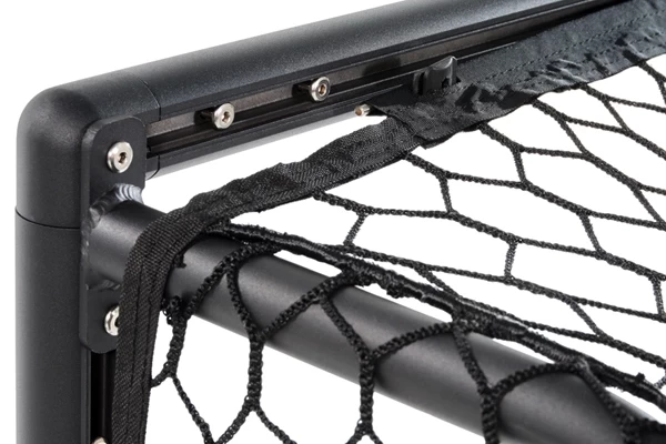 Geen ruimte voor een bal tussen net en frame